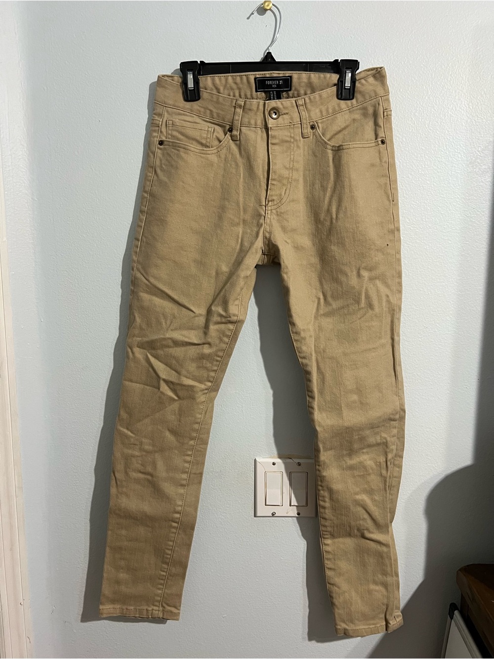 Skinny Fit Men's Khaki jeans- Forever 21